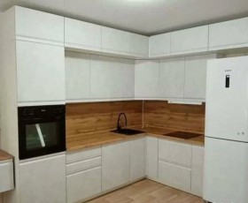 Модульная кухня Бруклин 2.4 x 2 м (Бетон белый) в Рубцовске - rubcovsk.katalogmebeli.com | фото 15